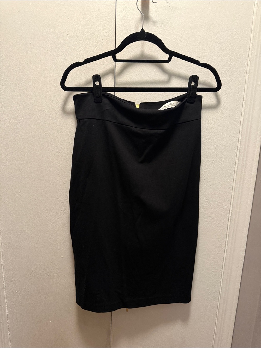 Tailored Black Pencil Skirt - Classic Professional Fit